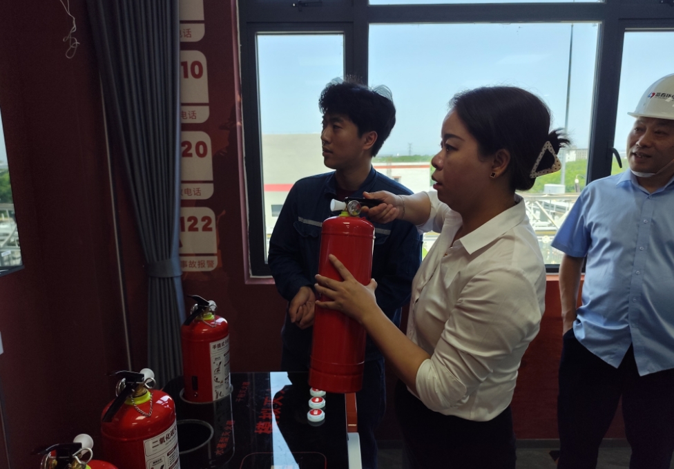 ca88���Źٷ���վ������ί�����һ�и�������Դ���ϲ�����չ�徲ר����